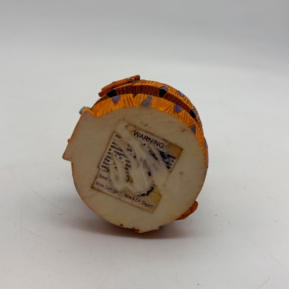 Disney WDW Parks Winnie the Pooh and Friends Tigger Spring Mini Water Snow Globe - Picture 7 of 9